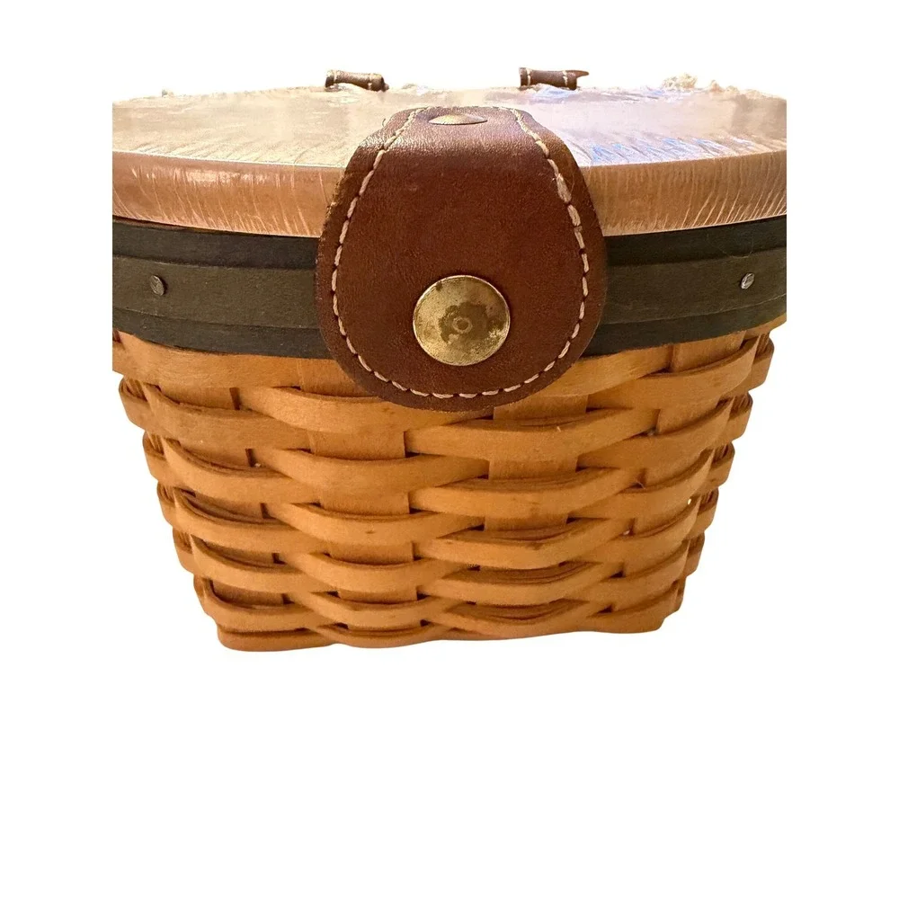 Longaberger 2000 Collector's Club Small Saddlebrook Basket‎ Purse (No Strap)